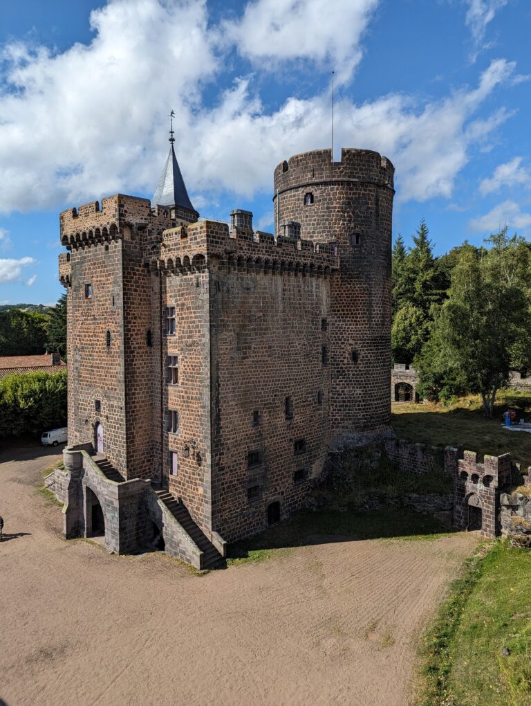 © Bishop Clairmont Archives